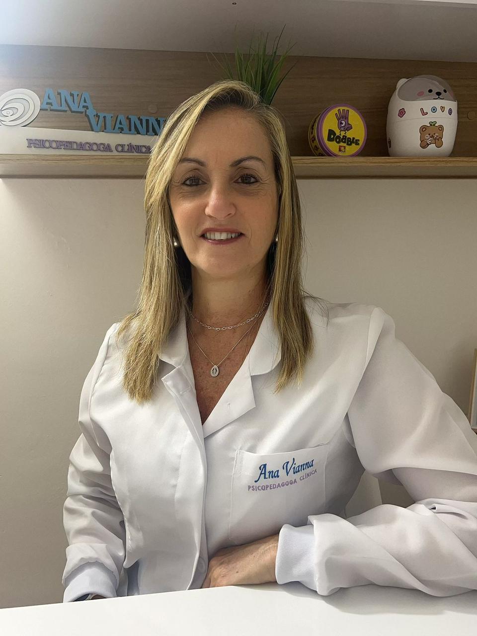 Ana Vianna